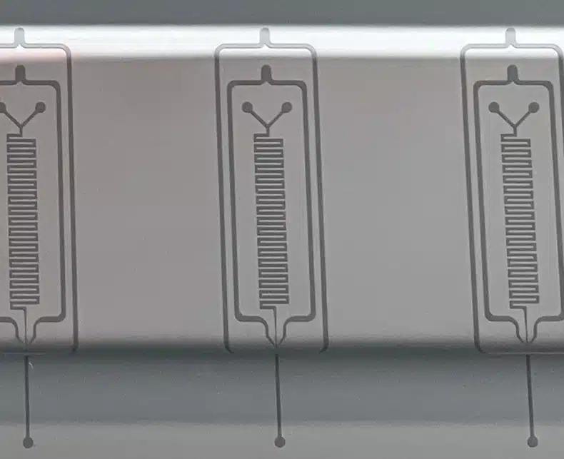 Fabricating Soft Lithography SU-8 Molds for Microfluidic Devices
