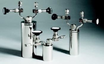 Bubblers and Cylinders for CVD/ALD Precursor Handling