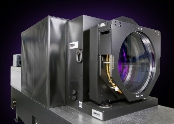 Using ZYGO’s Large Aperture Systems to Maintain Two Independent Metrology Cavities