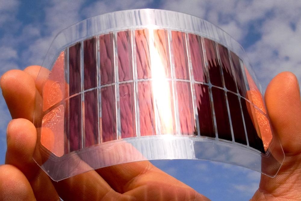 Investigating Nanotexture Surface to Enhance Solar Cells