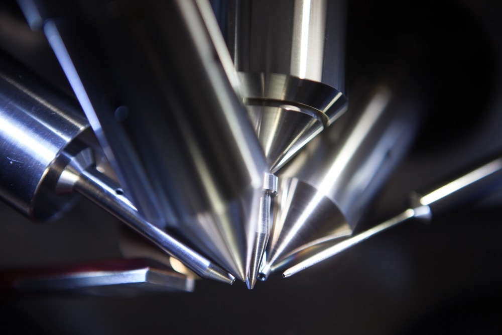 Nanofluidics Sharpens Mass Spectrometry