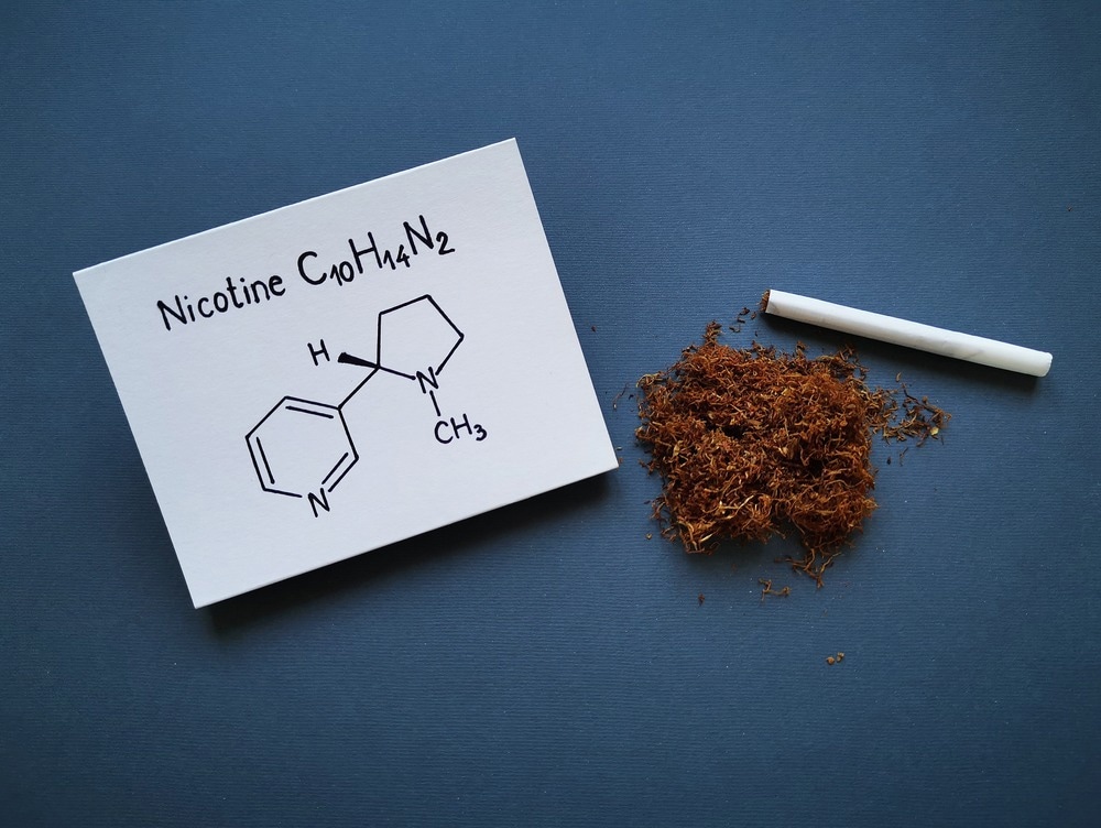 Nanocomposite Sensor with Sensitive Selection of Nicotine in Saliva