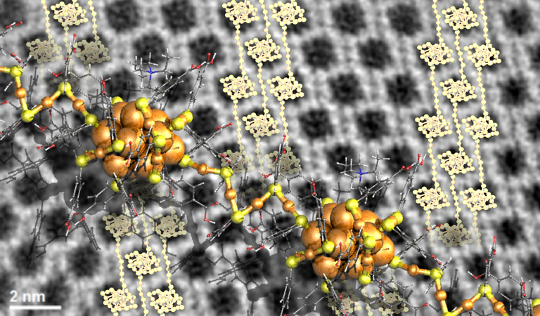 Using Gold Nanoclusters to Engineer Crystalline Material Growth.