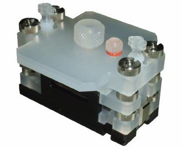 The flat-surface cell enables the Beckman Coulter, Inc. DelsaNano zeta potential system to be used in the study of the isoelectric point of flat surfaces.